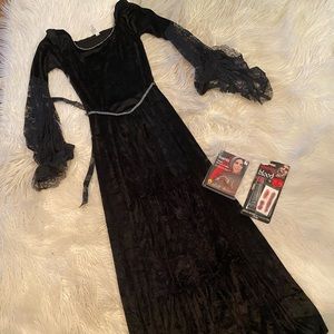Women’s vampire costume (S)
